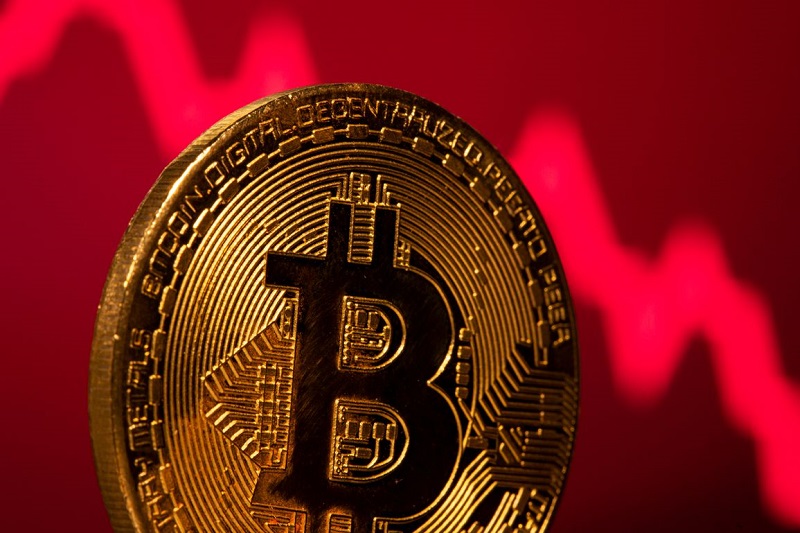 Bitcoin price today: Drops to $63.6K amid substantial ETF outflows, strong dollar