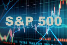 S&P 500 rises to begin holiday-shortened week, tech stocks lead the gains
