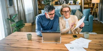 Here’s why retirees shouldn’t fully ditch stocks