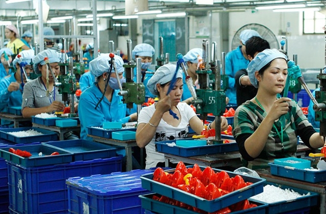 Businesses help flag obstacles in administrative reform: VCCI