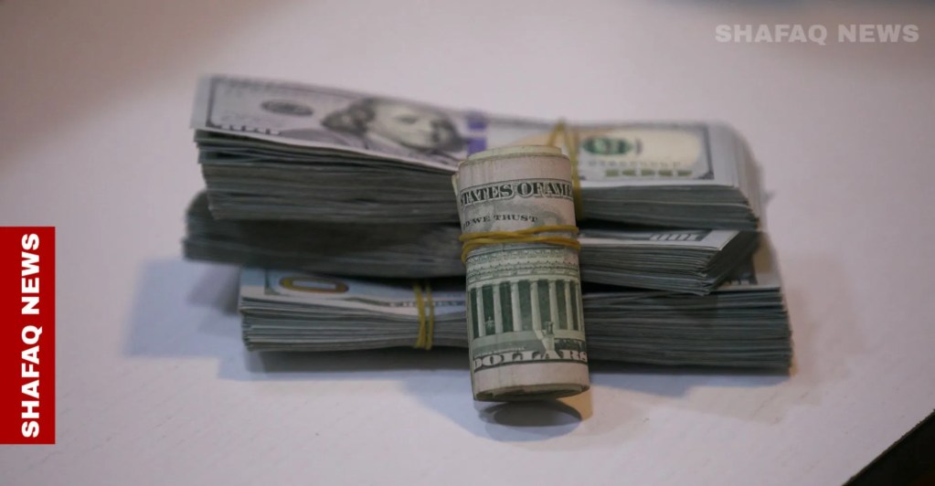 Dollar prices hold ground in Baghdad, fall in Erbil