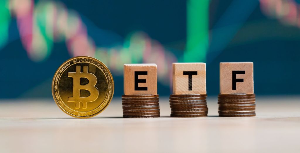 U.S. Bitcoin ETFs See $1.33B Leave in a Single Week