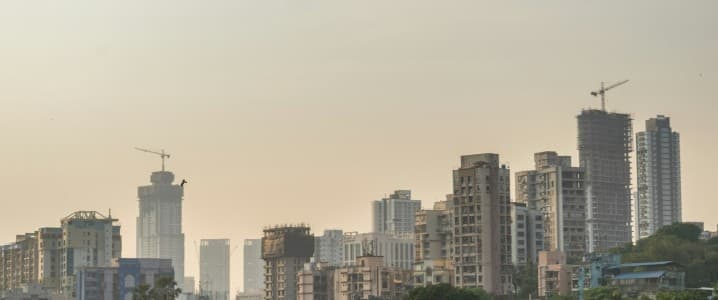 Energy Shock Prompts Analysts to Cut India's GDP Growth Forecasts
