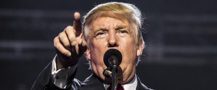 Oil Prices Sink 10% as Trump Announces Strait of Hormuz is Fully Open