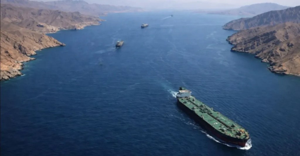 Tanker with Iraqi crude clears blocked Hormuz
