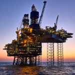 Oil falls on hopes of wider Middle East ceasefire