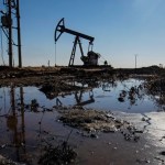 Oil extends losses after US-Iran breakthrough