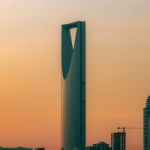 Saudi Arabia Set to Slash Oil Prices as Hormuz Reopens