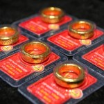 Gold prices rise