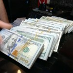 Dollar slips in Baghdad and Erbil