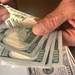 Dollar edges higher in Baghdad, Erbil
