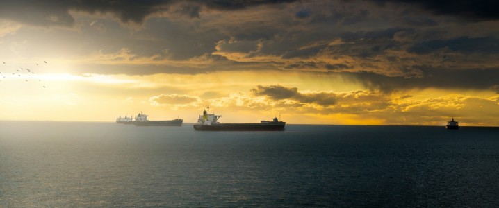 Iran Exports Crude at 20% Premium Even as Unsold Barrels Pile Up at Sea