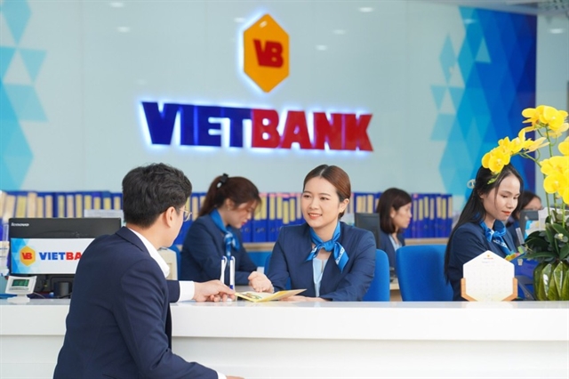VN-Index closes at the lowest level since April