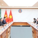 Việt Nam, Bloomberg seek deeper ties to boost financial market development