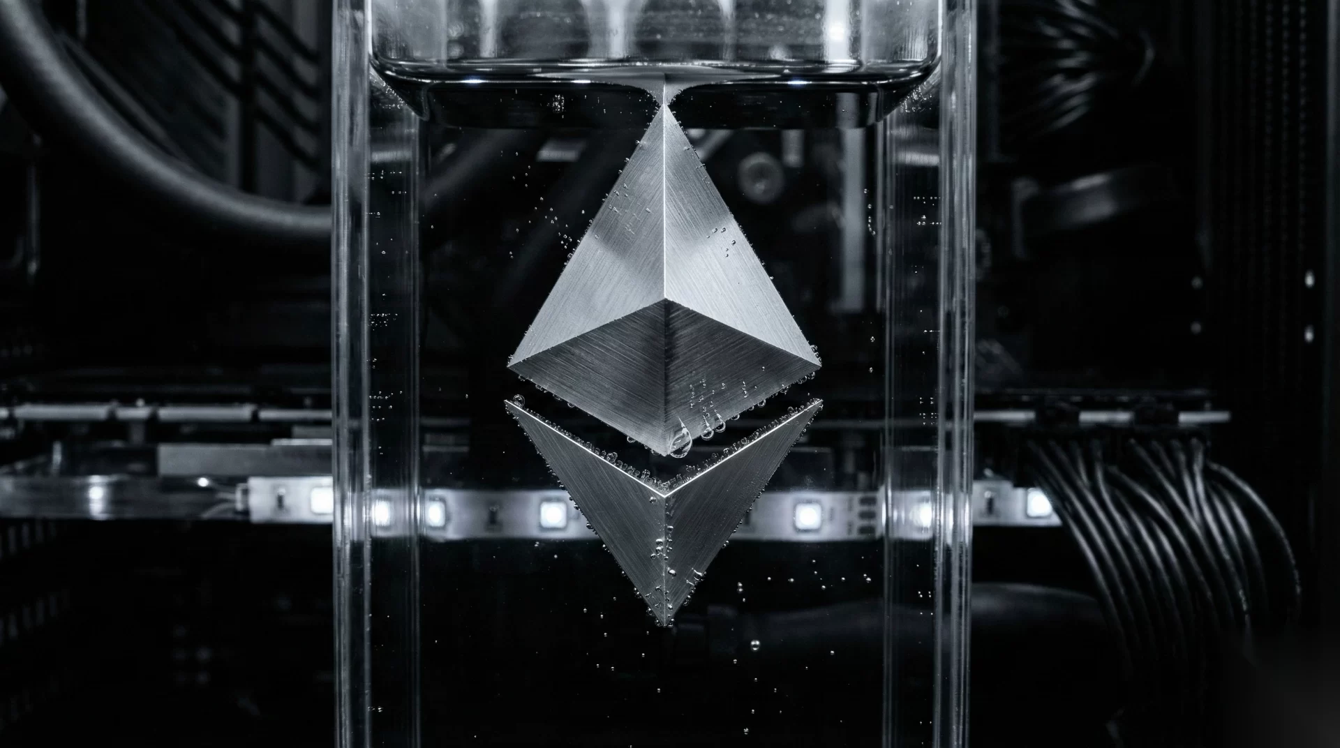 Ethereum Watches Critical Levels Amid Uncertainty