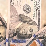 Dollar edges higher in Baghdad, Erbil