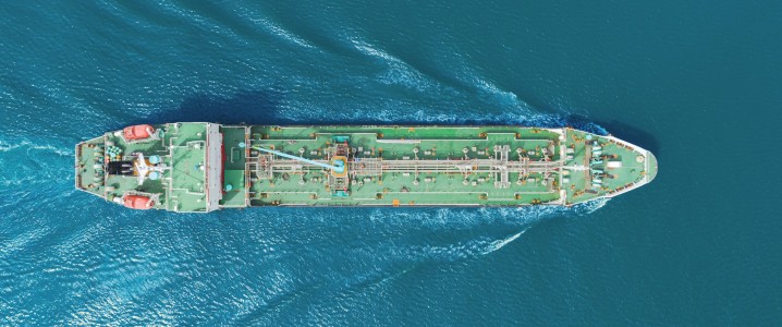 Hormuz Tanker Traffic Stalls at Two-Month Low as Attacks Escalate