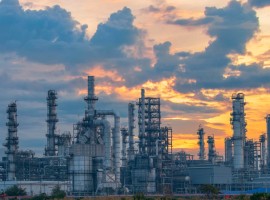 U.S.-Iran Tensions Push Oil Prices Higher as Diesel Margins Hit Records