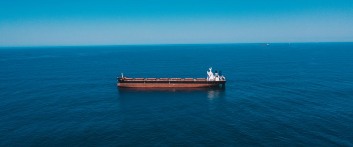 Weak Asian Oil Imports Challenge Claims of Surge in Hormuz Transits