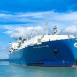 Market ends week higher on oil, gas stocks