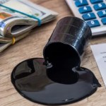 Oil climbs as traders await US-Iran developments