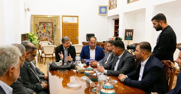 Iran’s Isfahan, Iraq’s Karbala to deepen economic and urban ties