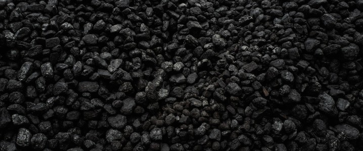 IEA: Global Coal Demand Set to Hit Record High as Iran War Chokes LNG Supply