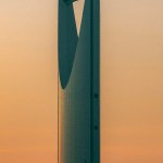 Saudi Arabia Sells 100 Million Barrels of Crude to Asia via Hormuz