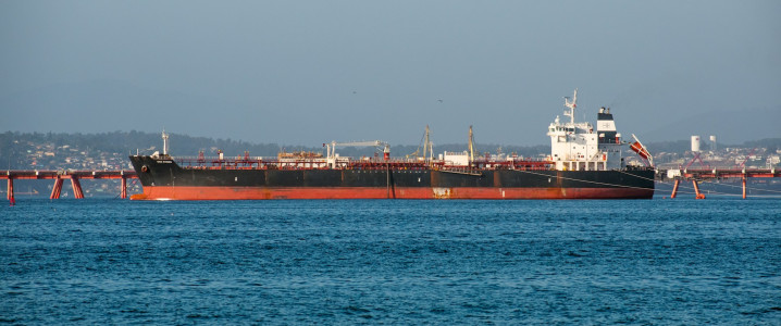 Middle East Oil Exports Rebound to 12.8 Million Bpd
