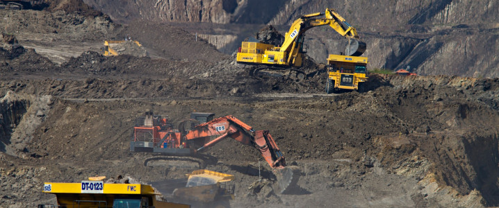 Indonesia's Coal Exports Sink 23% as Global Demand Heads for a Record