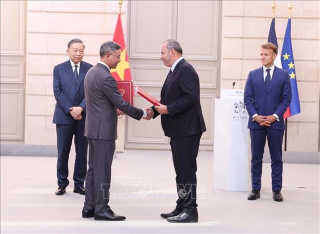 Finance Ministry, AFD exchange $48.6 million financial cooperation deals