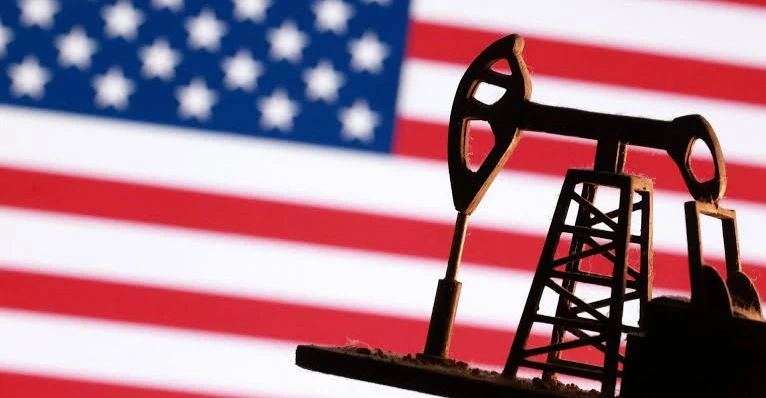 US crude inventories drop 8.6 million barrels