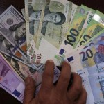 Iranian toman weakens against US dollar