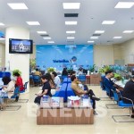 VN-Index reverses course, breaking above 1,700-point threshold