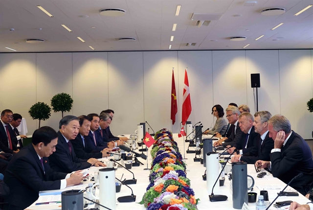Top leader meets leading Danish businesses