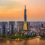 VN-Index soars above 1,700 points on Vin-related stocks