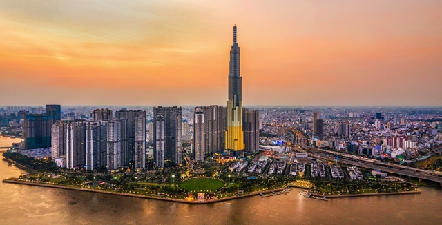 VN-Index soars above 1,700 points on Vin-related stocks