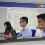Nearly one-third of listed firms fall short on independent directors